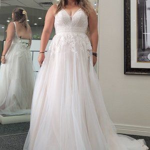 Essence Of Australia Wedding Dress